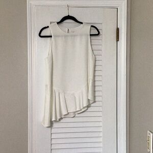 Women’s asymmetrical top